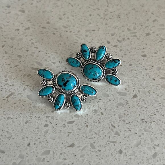 Fake Turquoise western style Decor Stud Earrings - Picture 6 of 12